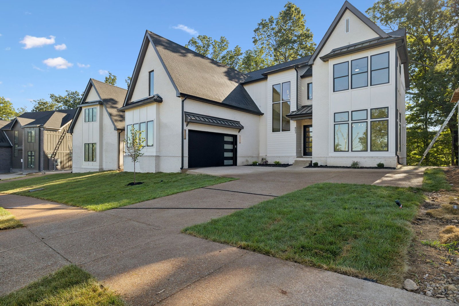 1-web-or-mls-803-Summit-Oaks-Ct-001