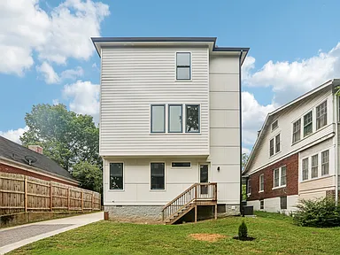 22fece0d944a87fee61a5e2667002c68-cc_ft_384