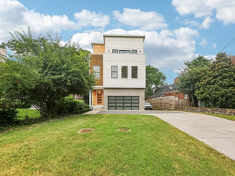 30d8a6bc0ee1f5d0976b32de9e81af49-cc_ft_768