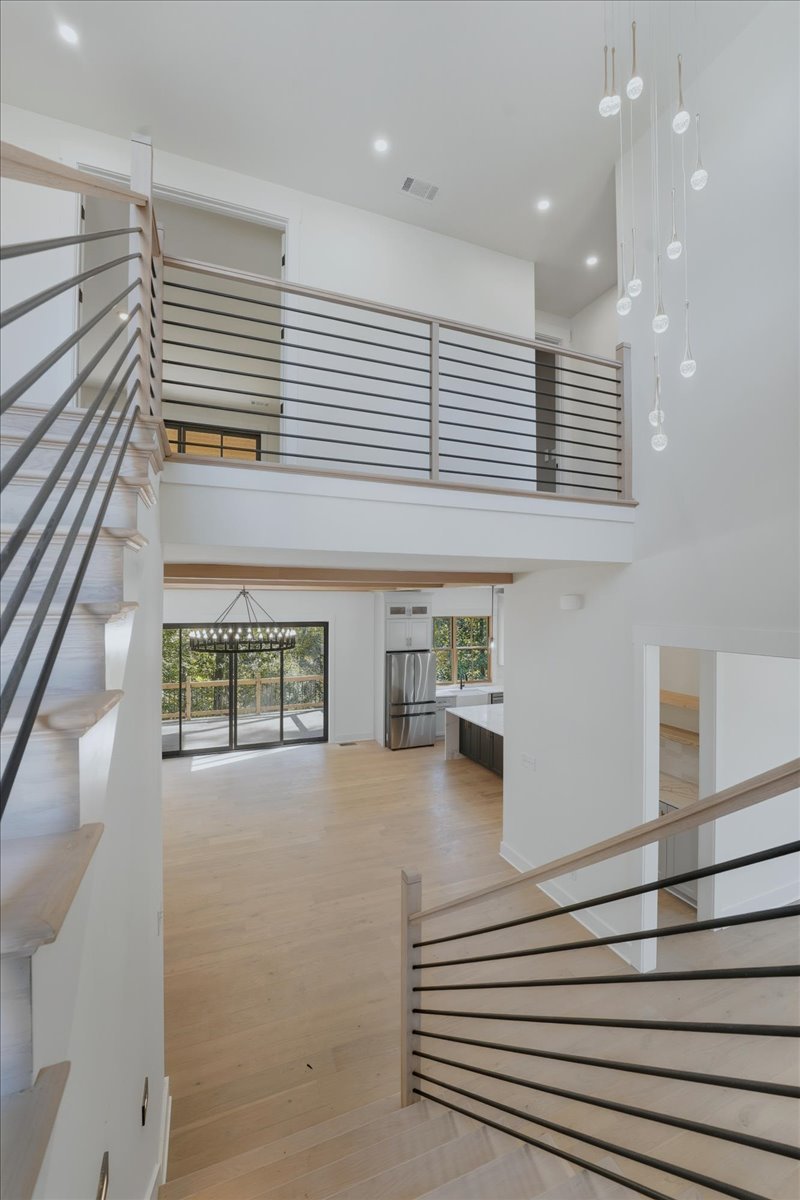 32-Shine Media 795 Summit Oaks Court-32