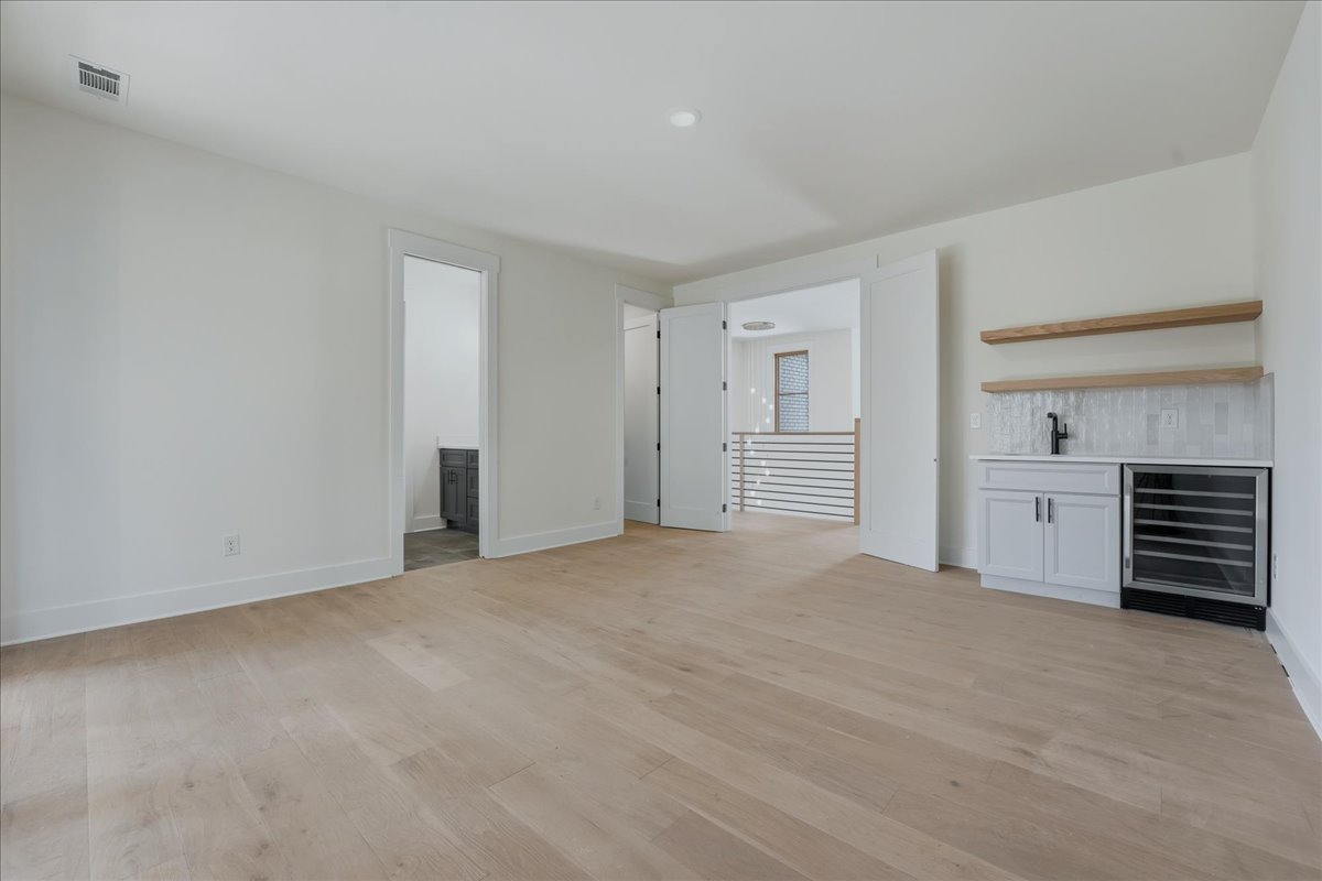 38-Shine Media 795 Summit Oaks Court-38