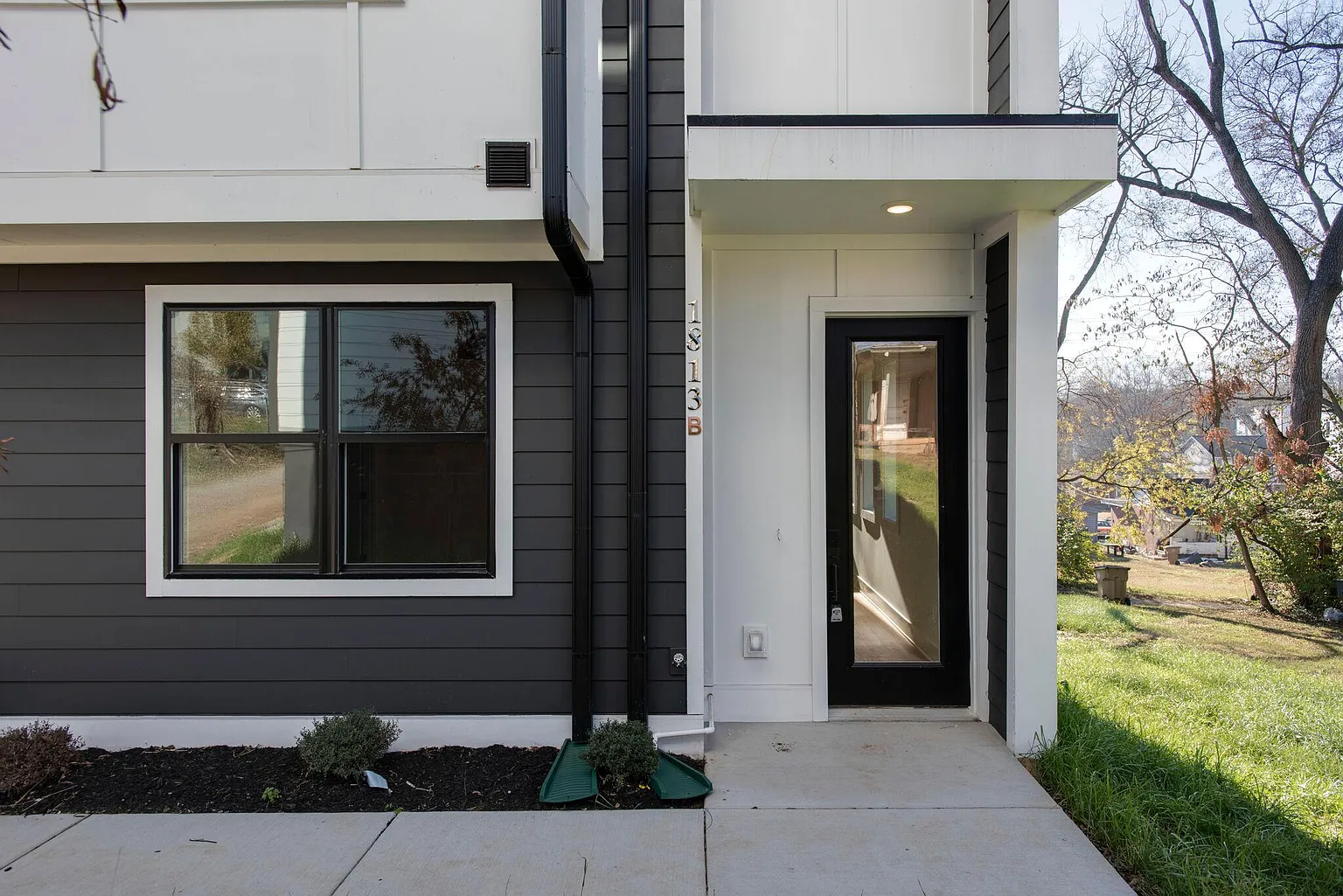 3938498381b4594ac9d70499a627d9cf-uncropped_scaled_within_1536_1152