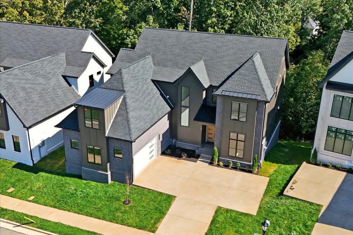 58-Shine Media 795 Summit Oaks Court-58