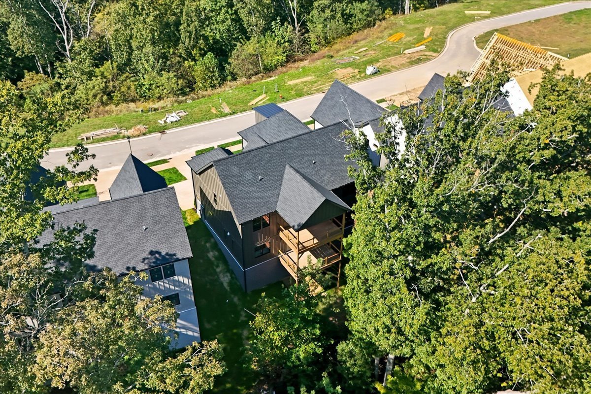 60-Shine-Media-795-Summit-Oaks-Court-60