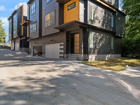 da6699f63652f831856802f12b84fcf2-cc_ft_576