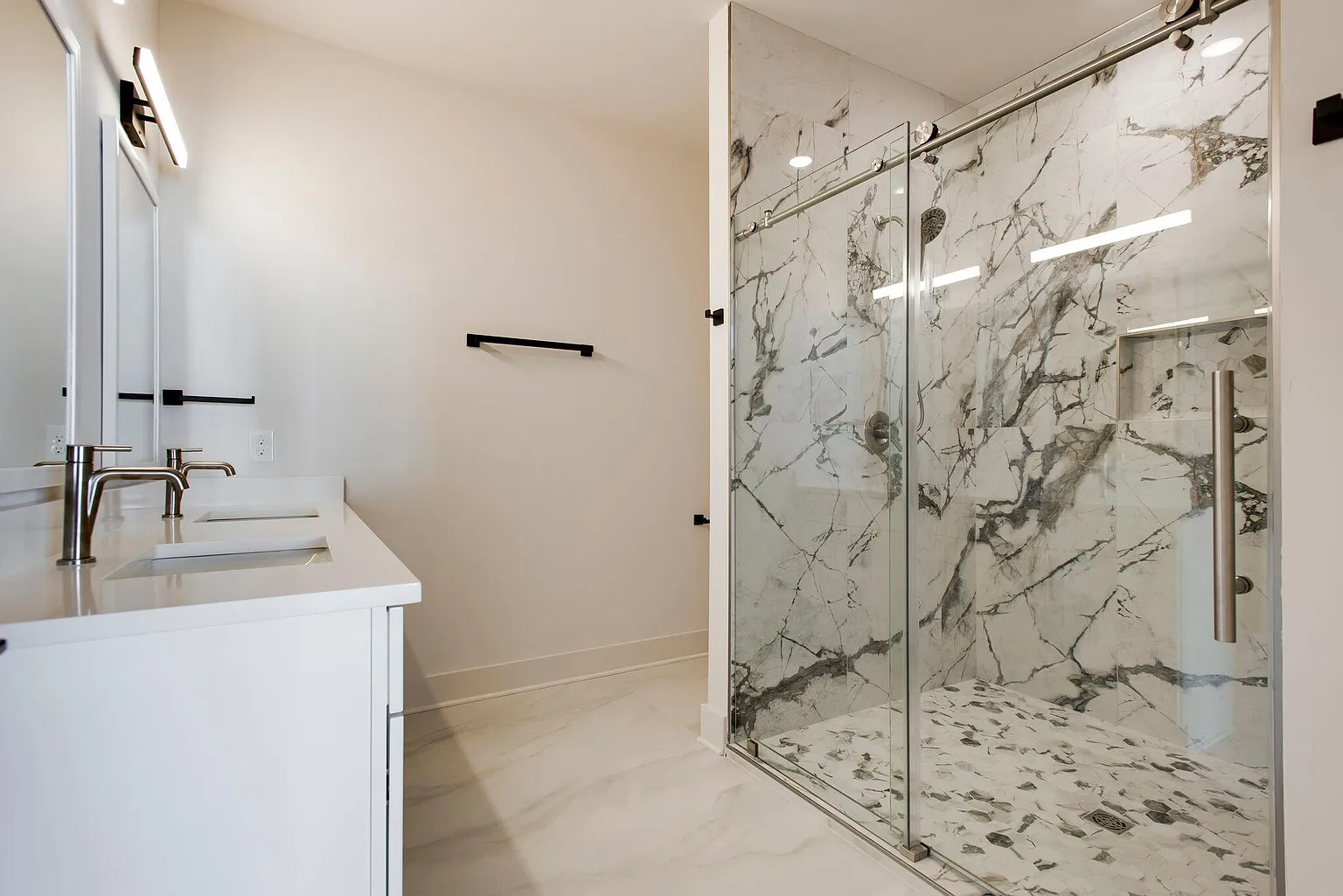 fd9243eea72e05fba5b1c2ce39cdad6f-uncropped_scaled_within_1536_1152